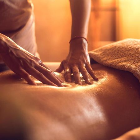 Focus Hotel Premium エルブロンク エクステリア 写真