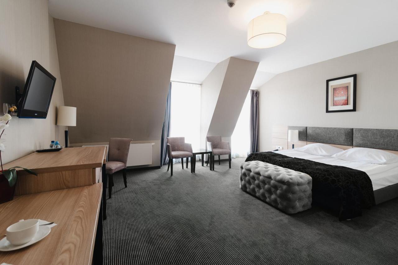 Focus Hotel Premium エルブロンク エクステリア 写真