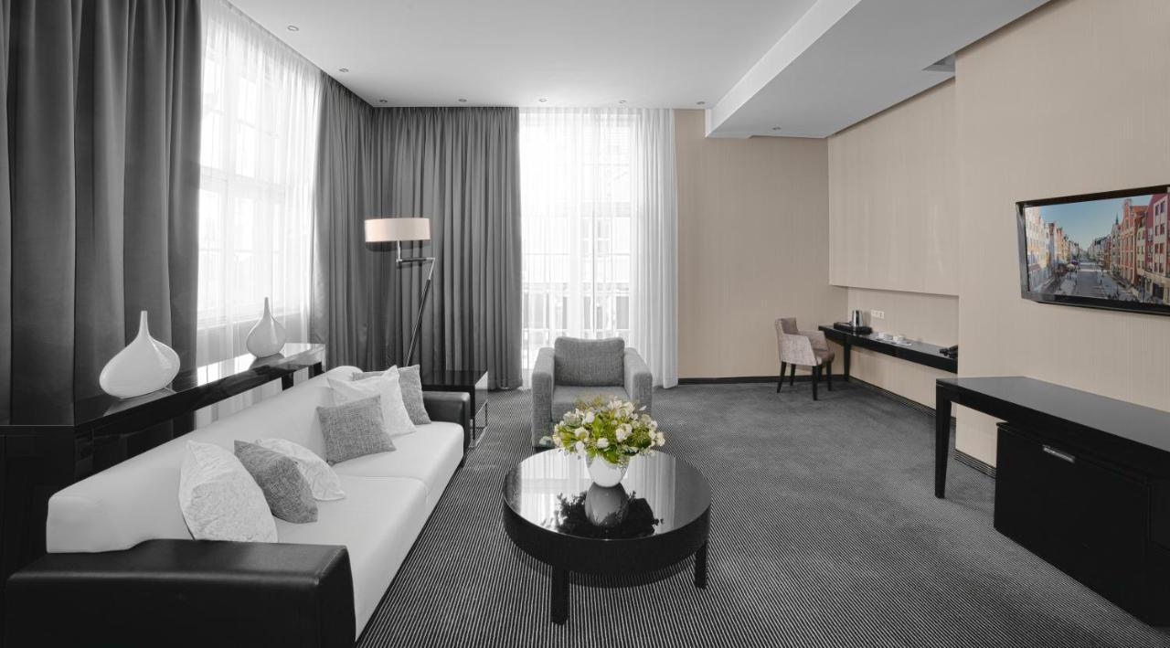 Focus Hotel Premium エルブロンク エクステリア 写真