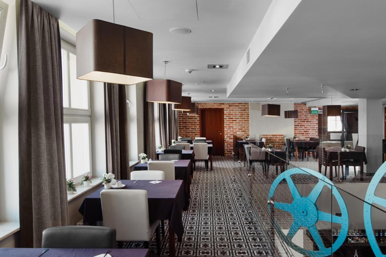 Focus Hotel Premium エルブロンク エクステリア 写真